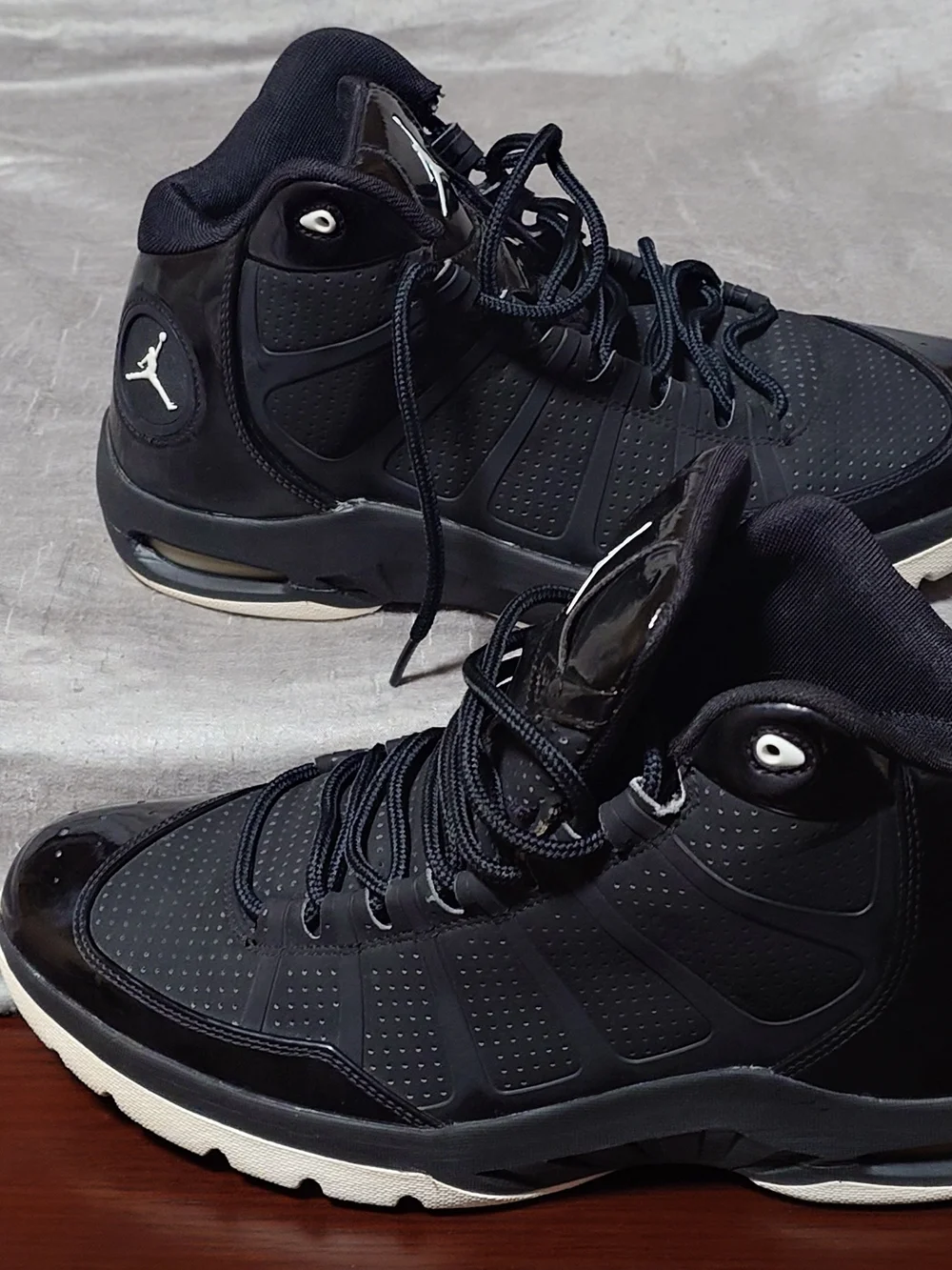 New Jordan Men's Black High-Top Basketball Sneakers XIX SE Size 10.5